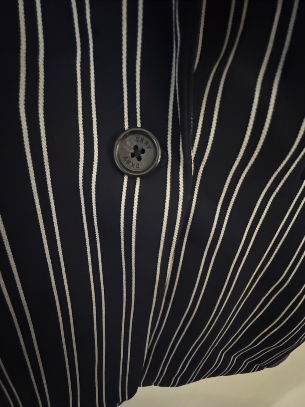 DKNY Navy Pinstripe Blazer Size 10 Career Office One Button Jacket - Picture 3 of 10